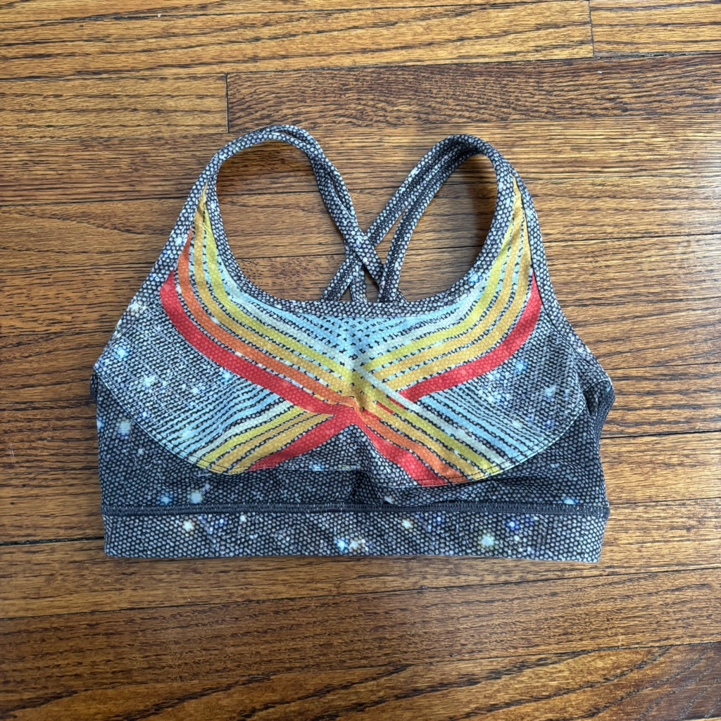 Wear It To Heart Strappy Back Sports Bra, Size Xs.
